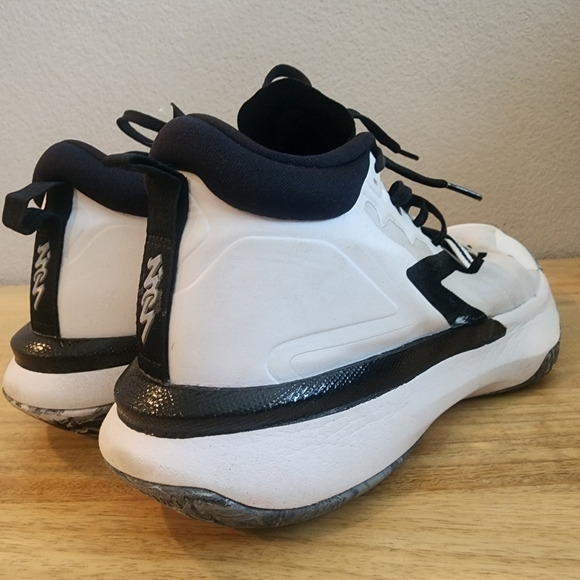 Nike Mens Air Jordan Zion Williamson 1 TB Shoes DC4208-100 White Black Size 7.5 main image 9